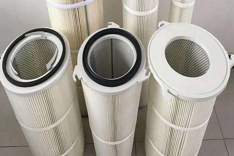 端盖与滤料粘接处采用特殊聚氨酯发泡胶粘接,可保障端盖与滤料连接紧密无缝隙 端盖与滤料粘接处采用特殊聚氨酯发泡胶粘接,可保障端盖与滤料连接紧密无缝隙