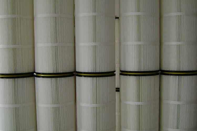 聚酯纤维乐鱼在线登录入口（China）官方网站停机后，在无引风的情况下仍应开动喷吹清灰机构